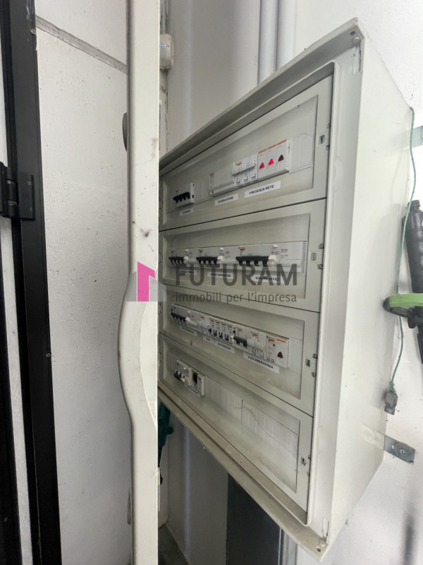 RIF:  098NM -  MASERA' DI PADOVA  -  PER INFO    340 335 8378 - 0444/310220

Propongo in affitto ...