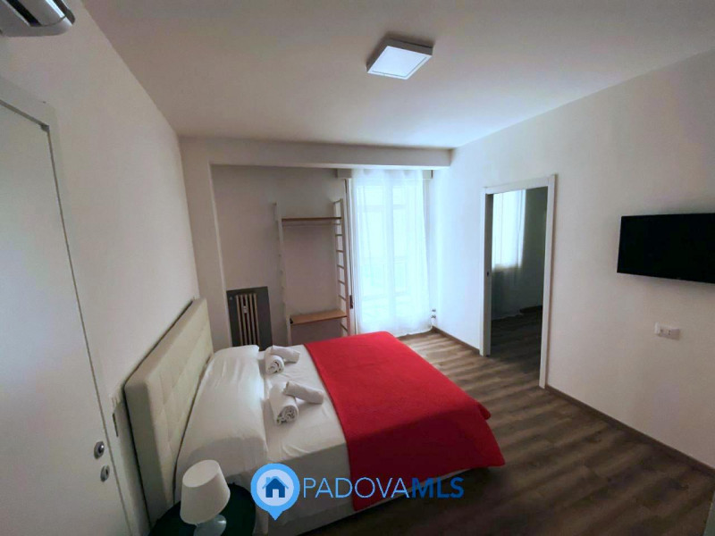 Immobile in esclusiva al Gruppo Padova MLS

PADOVA Zona Stazione. SOLO PER INVESTIMENTO LOCATO CO...