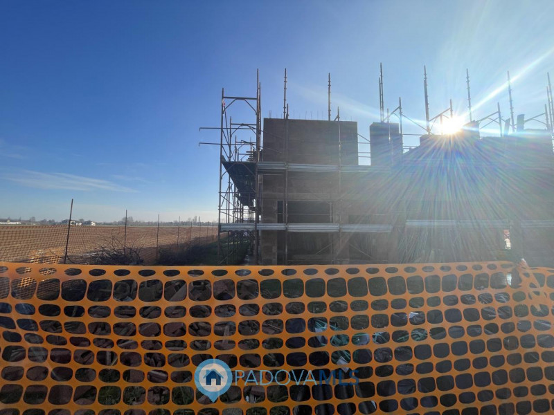 Immobile in esclusiva al Gruppo Padova MLS

Ti presentiamo una splendida opportunità immobiliare ...