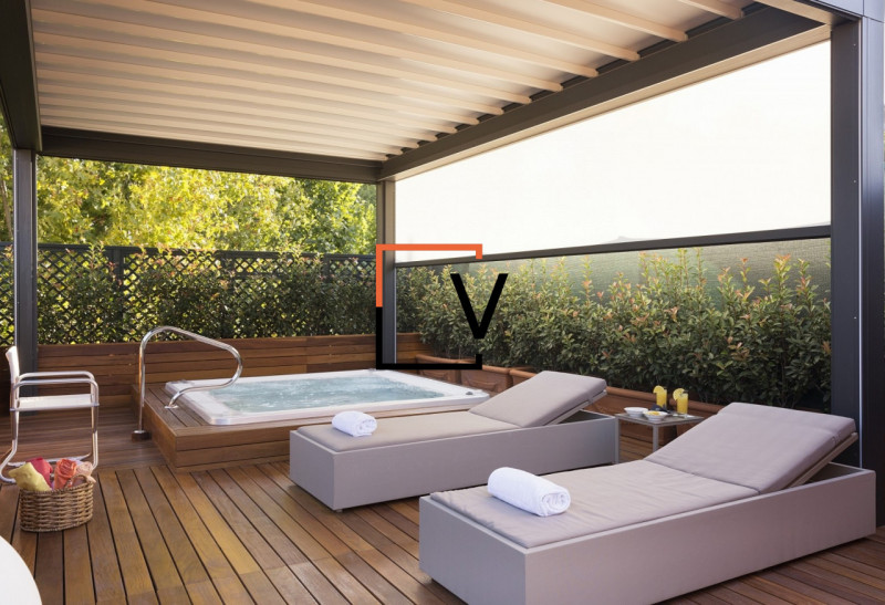 V391 - Proponiamo in vendita porzione di schiera su piano unico, di ampia metratura, completament...