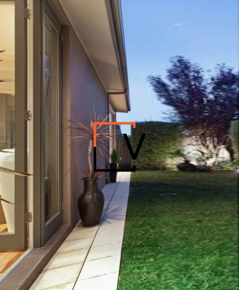 V391 - Proponiamo in vendita porzione di schiera su piano unico, di ampia metratura, completament...