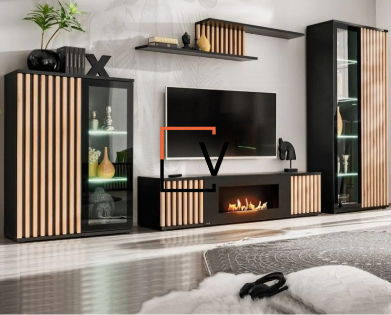 V391 - Proponiamo in vendita porzione di schiera su piano unico, di ampia metratura, completament...