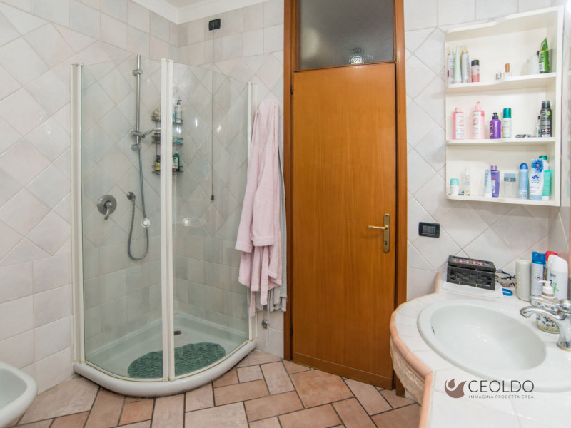 VIGONZA CENTRO: In quartiere residenziale centralissimo vi proponiamo una nostra esclusiva. Tratt...