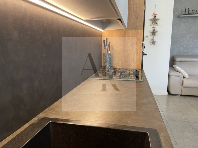 Vigonza - Loc. Perarolo: Proponiamo in locazione, su palazzina di recente costruzione in centro P...