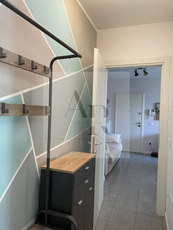 Vigonza - Loc. Perarolo: Proponiamo in locazione, su palazzina di recente costruzione in centro P...