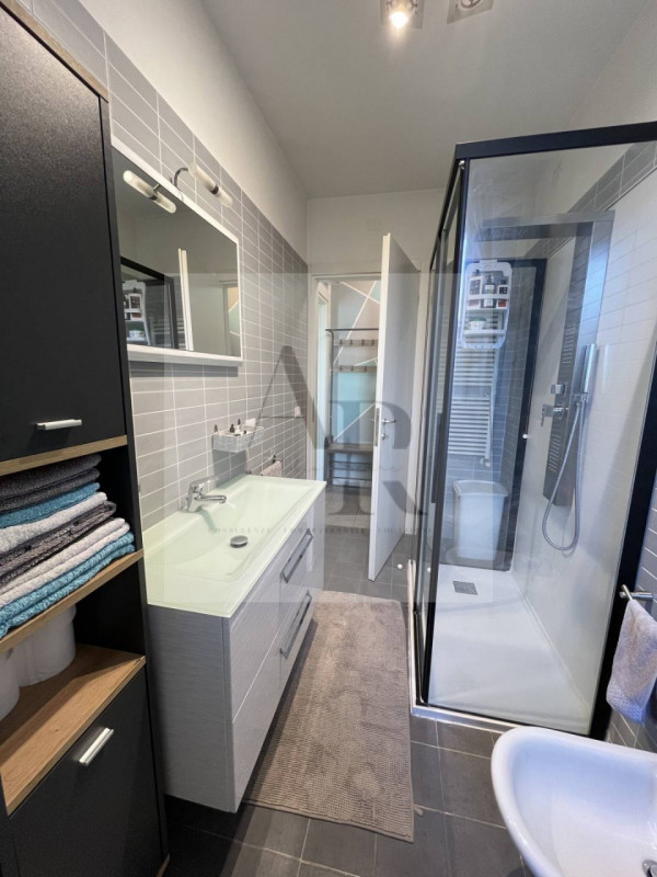 Vigonza - Loc. Perarolo: Proponiamo in locazione, su palazzina di recente costruzione in centro P...