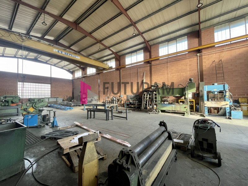 Mestrino (pd) - riferimento 2MAT - tel. 340 33 58 378
Nostra esclusiva 
Vendesi capannone singolo...