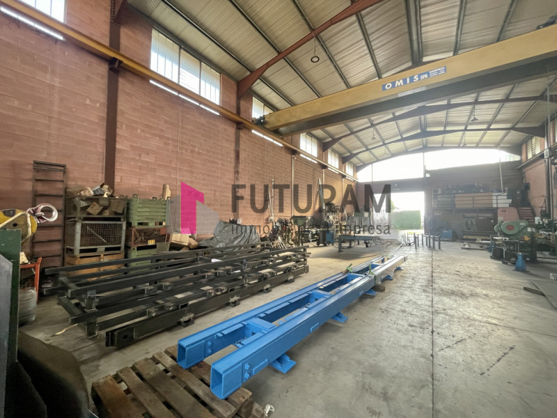 Mestrino (pd) - riferimento 2MAT - tel. 340 33 58 378
Nostra esclusiva 
Vendesi capannone singolo...