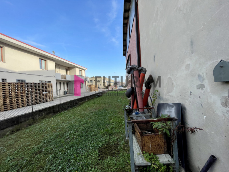 Mestrino (pd) - riferimento 2MAT - tel. 340 33 58 378
Nostra esclusiva 
Vendesi capannone singolo...