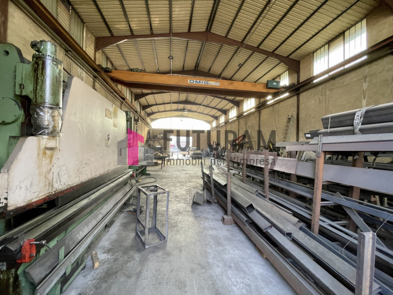 Mestrino (pd) - riferimento 2MAT - tel. 340 33 58 378
Nostra esclusiva 
Vendesi capannone singolo...