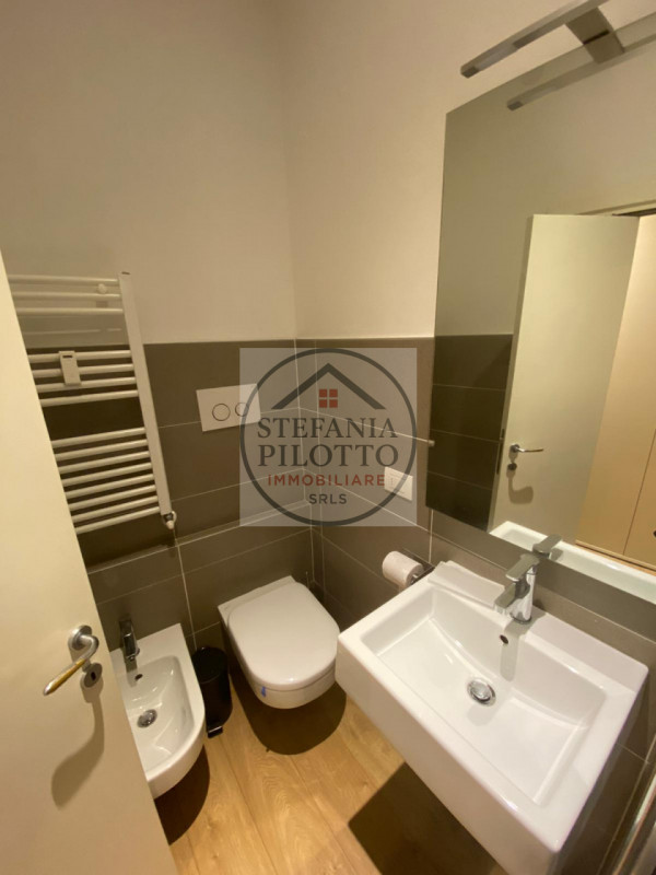 Padova centro, Piazze- Stefania Pilotto Immobiliare propone in vendita bellissimo monolocale rist...