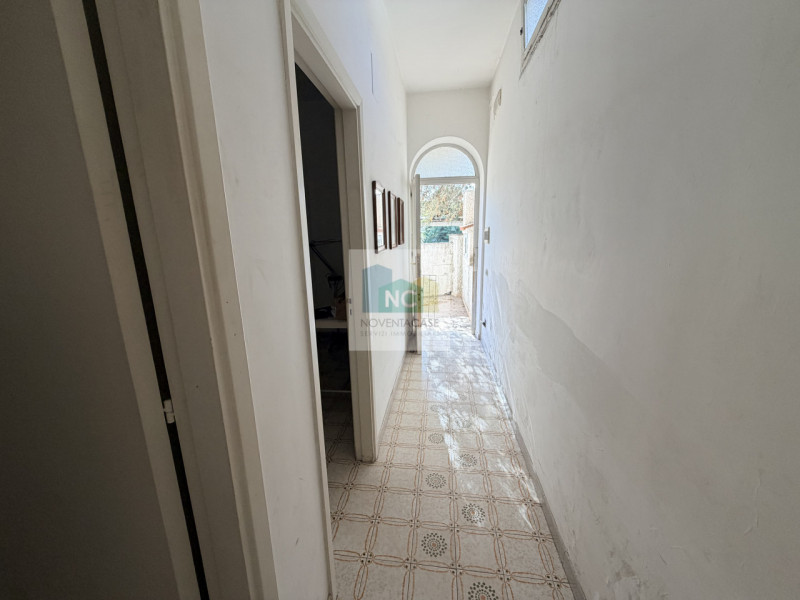 Forio, nella ricercata zona di Scentone, proponiamo in vendita una splendida casa singola terrate...