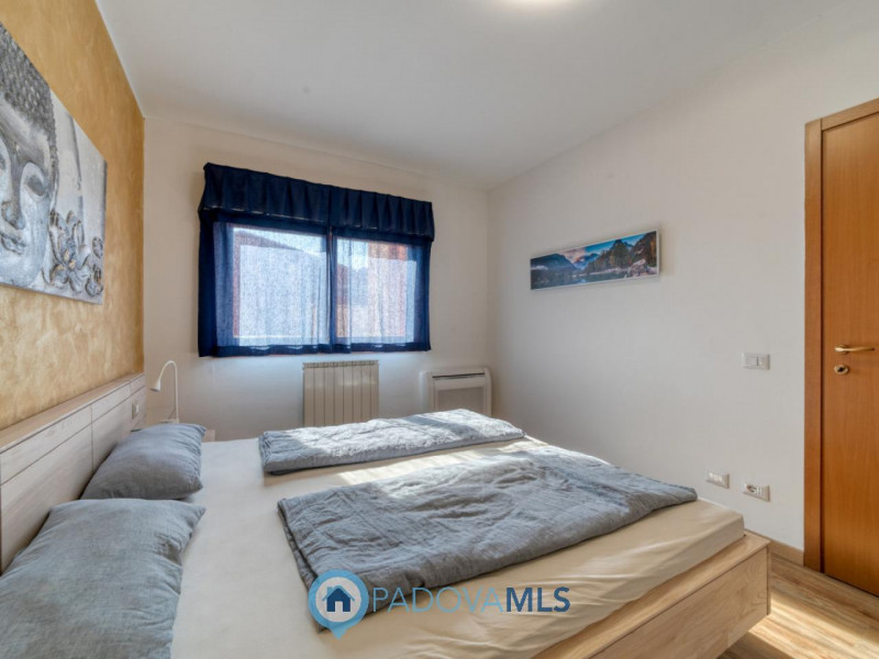 Immobile in esclusiva al Gruppo Padova MLS
NOVENTA PADOVANA Zona Noventana. Proponiamo in vendita...