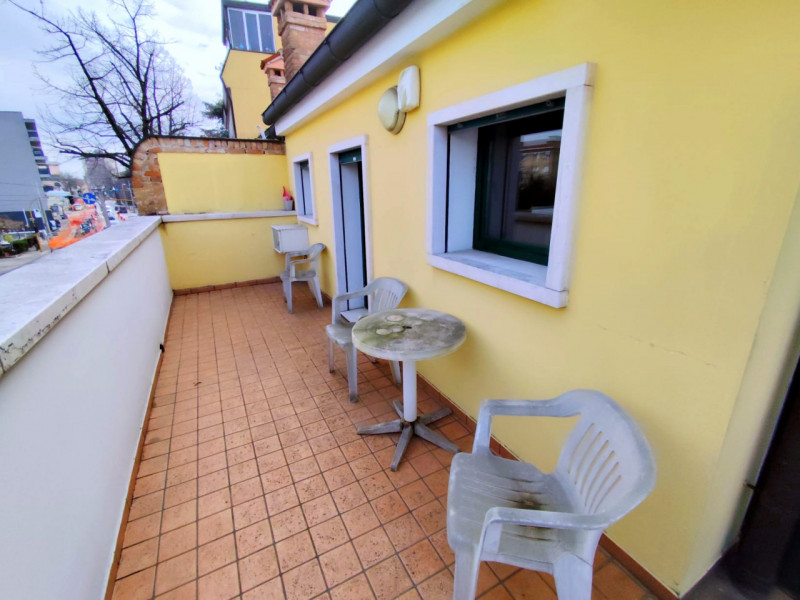 MINI INDIPENDENTE A S.GIUSEPPE/SAVONAROLA €.185.000 - rif.LM01

Scopri questo splendido appartame...