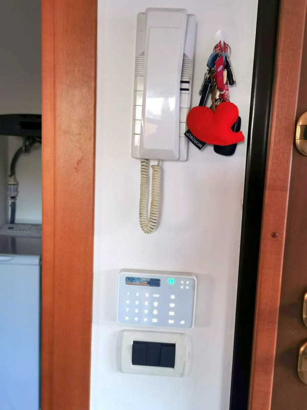 MINI INDIPENDENTE A S.GIUSEPPE/SAVONAROLA €.185.000 - rif.LM01

Scopri questo splendido appartame...