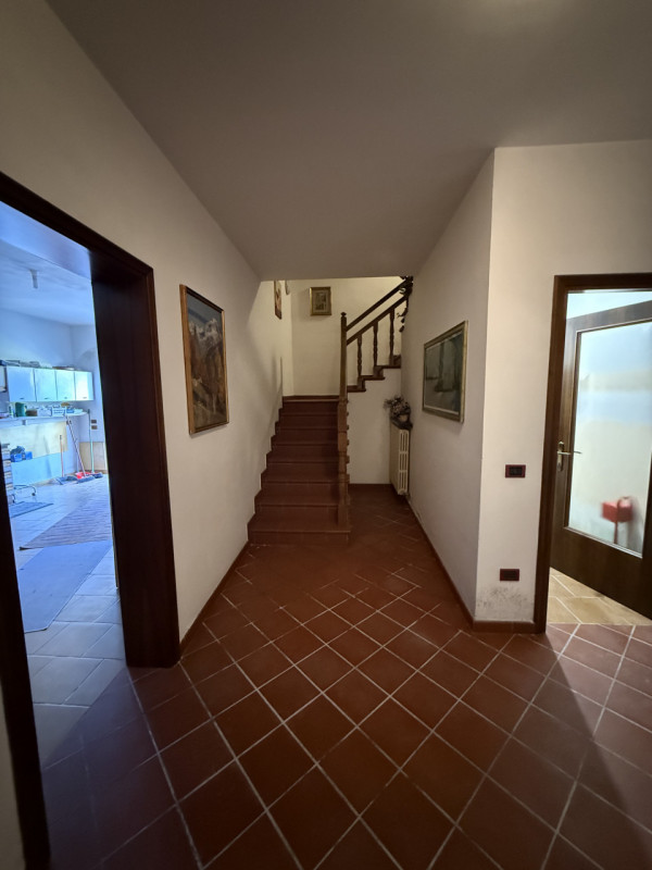 (Per INFO Fabrizio 333 7743912) - Proponiamo in vendita, a pochi passi da centro di Mogliano Vene...