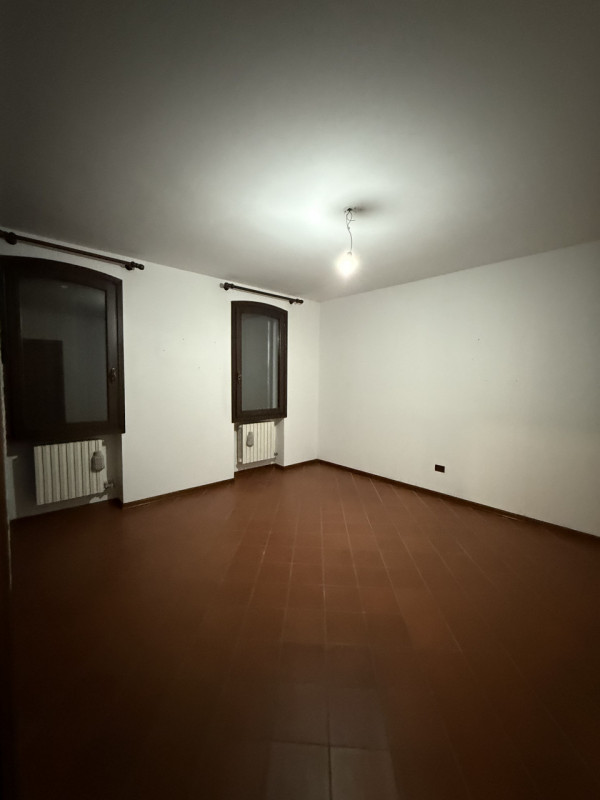 (Per INFO Fabrizio 333 7743912) - Proponiamo in vendita, a pochi passi da centro di Mogliano Vene...