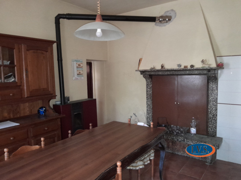 MONTEGALDA (VI) - In un contesto residenziale tranquillo e immerso nel verde della campagna propo...