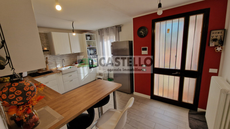 Cadoneghe – Casa singola ristrutturata con ampio giardino

Proponiamo in esclusiva a Cadoneghe, u...