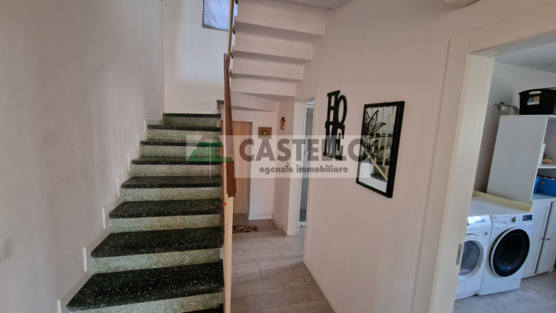 Cadoneghe – Casa singola ristrutturata con ampio giardino

Proponiamo in esclusiva a Cadoneghe, u...