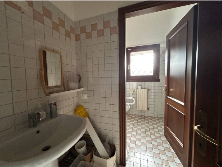 Hai mai pensato al tuo prossimo spazio commerciale o ufficio in un quartiere che respira quotidia...