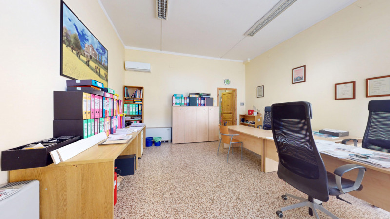 SAN BORTOLO

Inserito in una zona comoda a tutti i principali servizi e a pochi minuti dal centro...