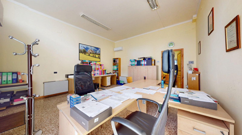 SAN BORTOLO

Inserito in una zona comoda a tutti i principali servizi e a pochi minuti dal centro...