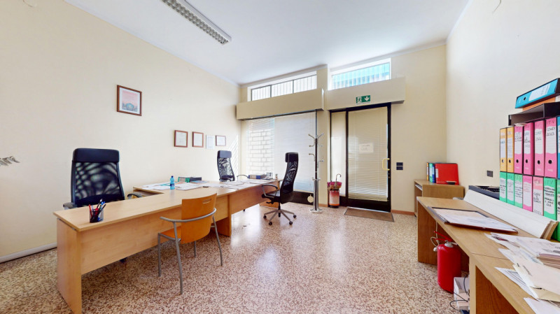 SAN BORTOLO

Inserito in una zona comoda a tutti i principali servizi e a pochi minuti dal centro...