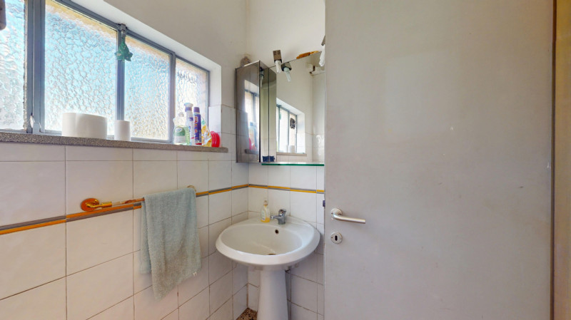 SAN BORTOLO

Inserito in una zona comoda a tutti i principali servizi e a pochi minuti dal centro...