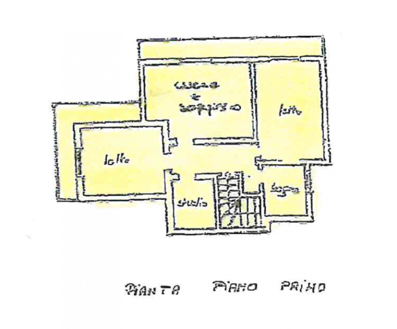 Proponiamo in affitto a Megliadino San Vitale, spazioso appartamento al primo piano.
L'immobile è...