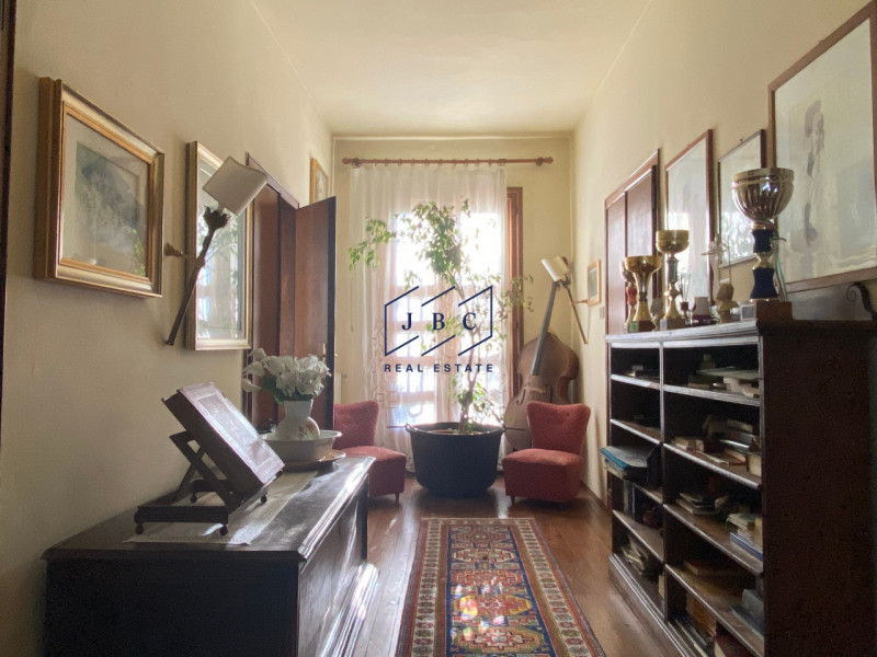 ODERZO - (TV)
A Oderzo, in una zona tranquilla e ben collegata al centro, presentiamo una villa d...