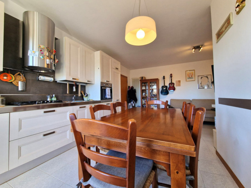 UBICAZIONE E CONTESTO
Nella tranquilla frazione di Valproto, nel comune di Quinto Vicentino, prop...