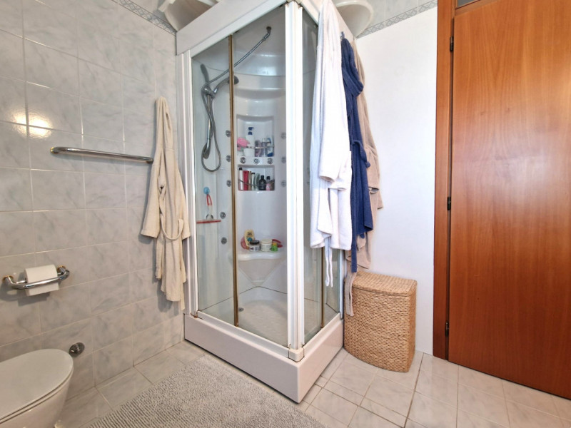 UBICAZIONE E CONTESTO
Nella tranquilla frazione di Valproto, nel comune di Quinto Vicentino, prop...