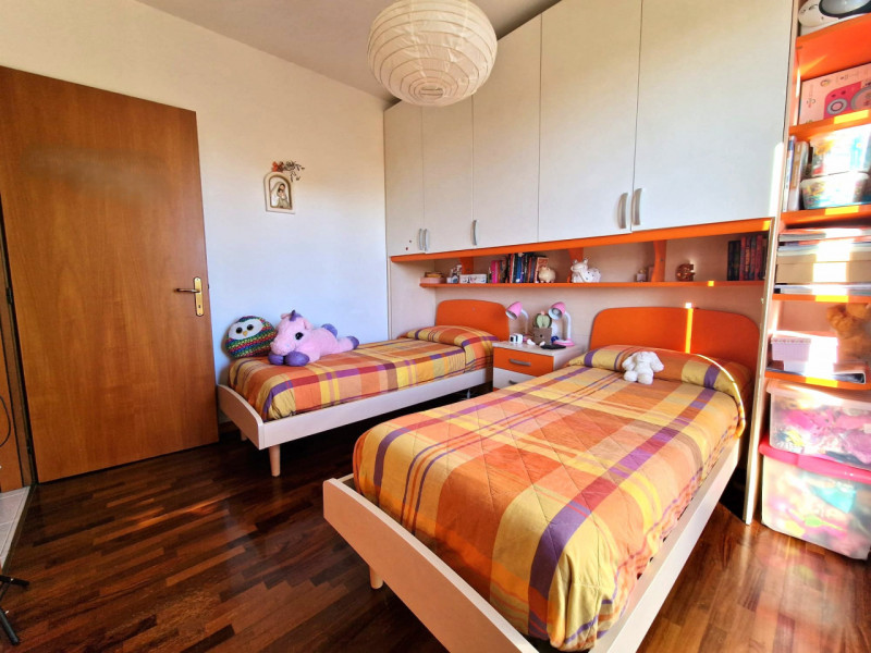 UBICAZIONE E CONTESTO
Nella tranquilla frazione di Valproto, nel comune di Quinto Vicentino, prop...