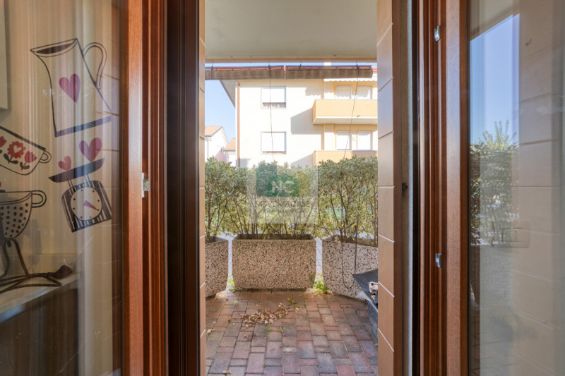 Nel cuore di Tombelle, frazione di Saonara, proponiamo in vendita una splendida porzione di ville...