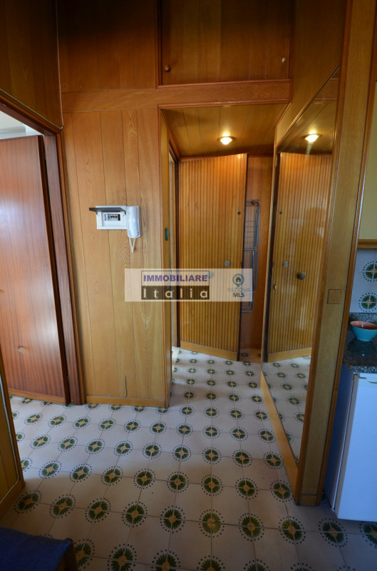 Portello (via Belzoni): Scopri questo delizioso appartamento bilocale situato nel cuore pulsante ...