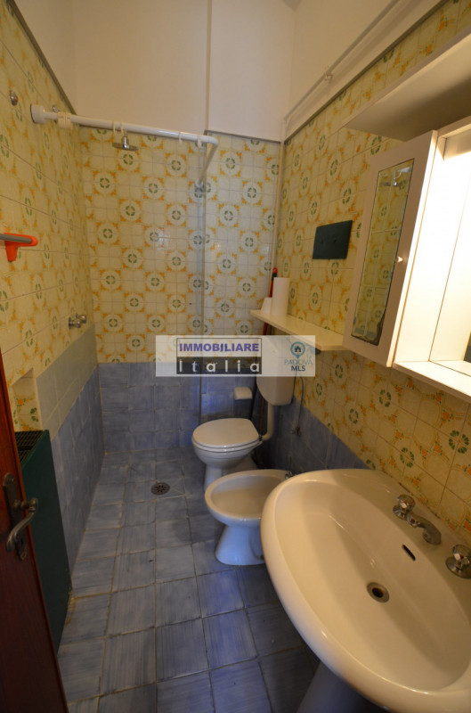 Portello (via Belzoni): Scopri questo delizioso appartamento bilocale situato nel cuore pulsante ...