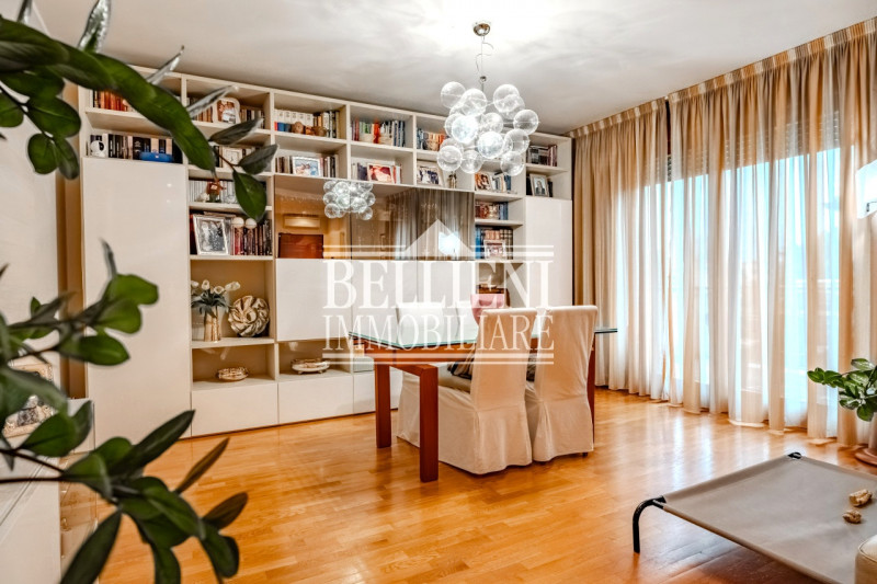 ANCONETTA - In posizione riservata, alla fine di una via chiusa e all’interno di un elegante cont...