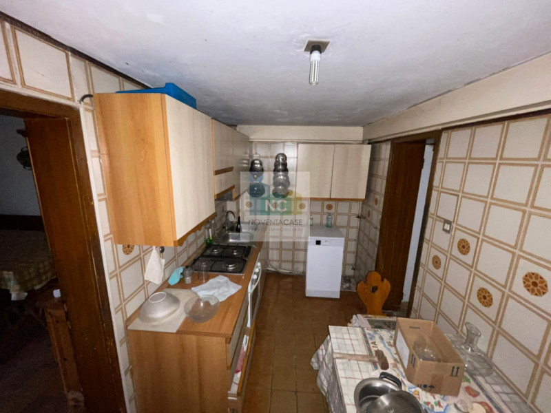 Situata nella tranquilla e ricercata zona di Noventana, questa porzione di bifamiliare rappresent...