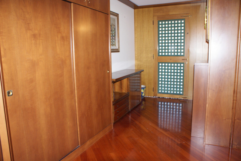 Scopri questa bellissima porzione di bifamiliare situata nella zona più affascinante di Sarmeola,...