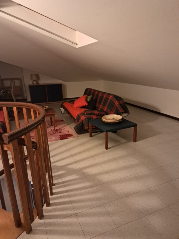 Rubano centro su palazzina di 4 unità affittasi appartamento al secondo ed ultimo piano disposto ...