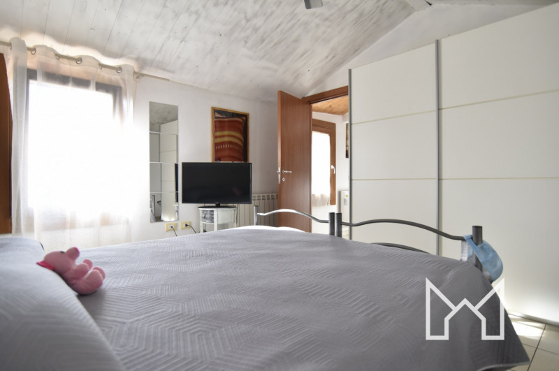 SACRO CUORE- Inserita in zona residenziale comoda ai principali servizi, proponiamo abitazione ce...