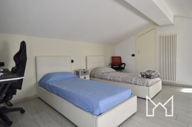 SACRO CUORE- Inserita in zona residenziale comoda ai principali servizi, proponiamo abitazione ce...