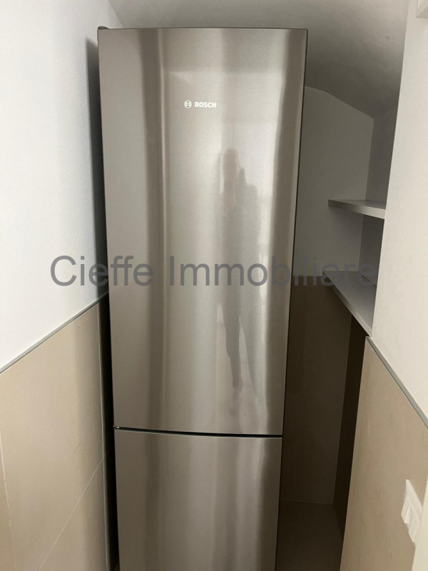 Scopri il tuo nuovo rifugio nel cuore di Padova, in una zona tranquilla e riservata: proponiamo u...