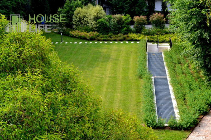 SCHIO-centro: moderno BICAMERE DUPLEX con finiture di lusso, in signorile palazzo storico nel cen...