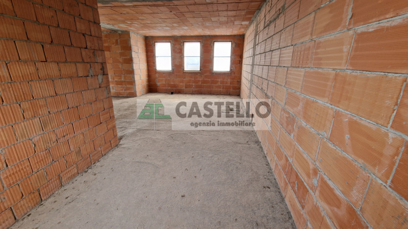 Campodarsego – zona S.Andrea ampia porzione di bifamiliare di ~220mq netti al grezzo con giardino...