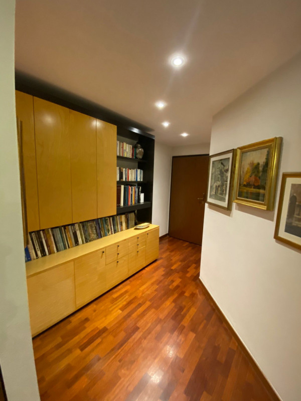 Scopri il tuo nuovo rifugio nel cuore di Chiesanuova, Padova 2000, una delle zone più ricercate d...