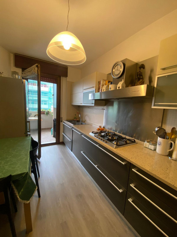 Scopri il tuo nuovo rifugio nel cuore di Chiesanuova, Padova 2000, una delle zone più ricercate d...