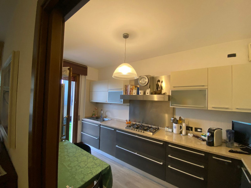 Scopri il tuo nuovo rifugio nel cuore di Chiesanuova, Padova 2000, una delle zone più ricercate d...