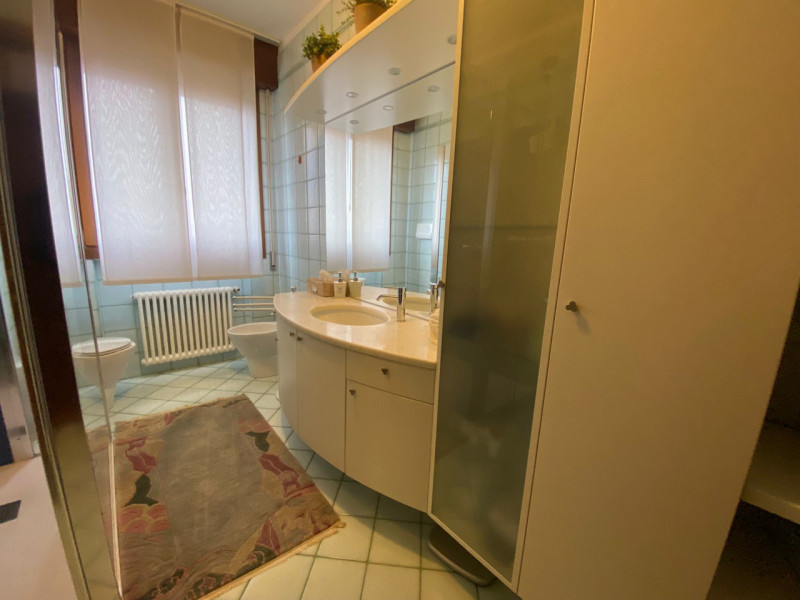 Scopri il tuo nuovo rifugio nel cuore di Chiesanuova, Padova 2000, una delle zone più ricercate d...